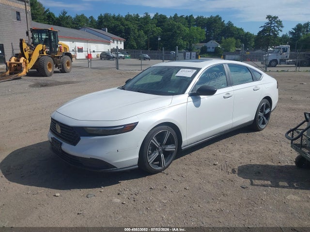 1HGCY2F50RA082132 Honda Accord Hybrid Sport