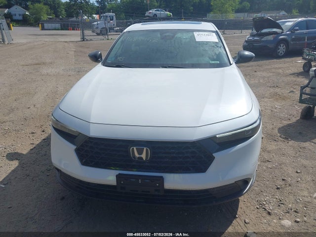 1HGCY2F50RA082132 Honda Accord Hybrid Sport