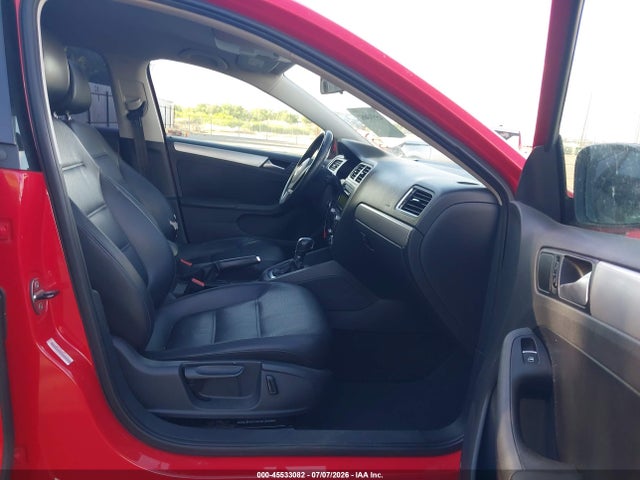 45533082 :رقم المزاد ، 3VWDP7AJ1DM437129 vin ، 2013 Volkswagen Jetta 2.5l Se مزاد بيع