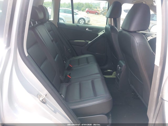 2014 Volkswagen Tiguan Se მანქანა იყიდება აუქციონზე, vin: WVGBV3AX0EW573763, აუქციონის ნომერი: 45533137