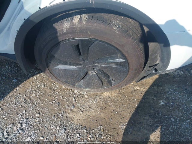 Продажа на аукционе авто 2026 Tesla Model Y All-wheel Drive/long Range Launch Series/premium All-wheel Drive, vin: 7SAYGDEE0TF333141, номер лота: 45533159
