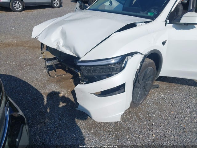 Продажа на аукционе авто 2026 Tesla Model Y All-wheel Drive/long Range Launch Series/premium All-wheel Drive, vin: 7SAYGDEE0TF333141, номер лота: 45533159
