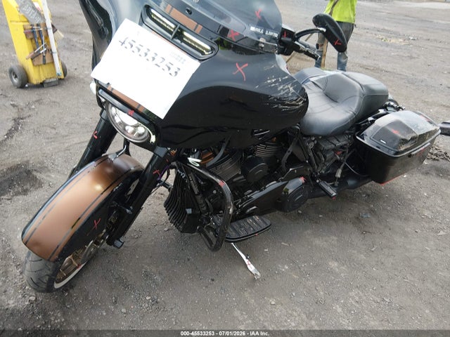 Harley-Davidson FLHXS 2020 1HD1KRP1XLB642590 Image 2