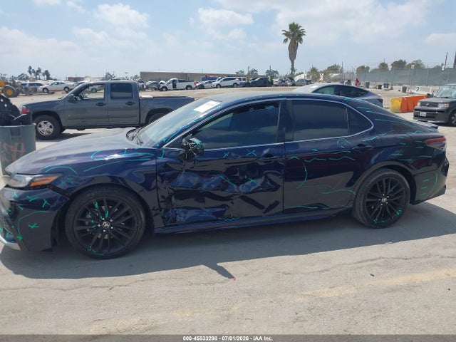 4T1K31AK5NU599768 Toyota Camry Xse Hybrid