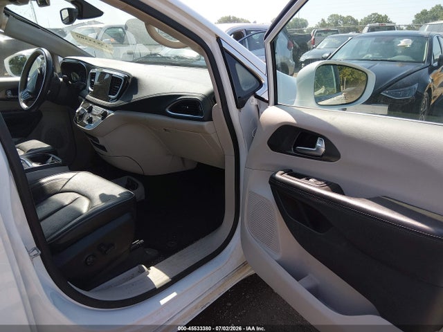 2018 Chrysler Pacifica Limited მანქანა იყიდება აუქციონზე, vin: 2C4RC1GG0JR314519, აუქციონის ნომერი: 45533380