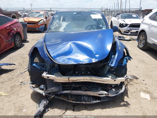 Продажа на аукционе авто 2022 Tesla Model Y Performance Dual Motor All-wheel Drive, vin: 7SAYGDEF7NF529914, номер лота: 45533391