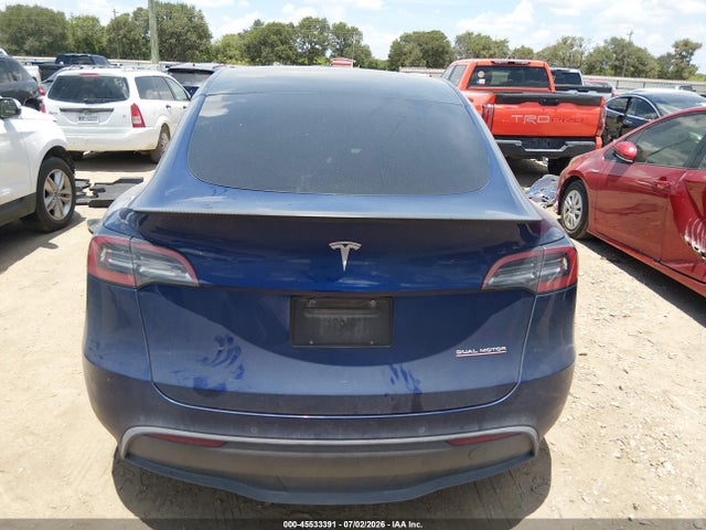 Продажа на аукционе авто 2022 Tesla Model Y Performance Dual Motor All-wheel Drive, vin: 7SAYGDEF7NF529914, номер лота: 45533391