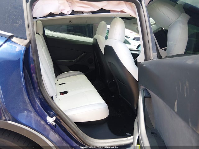 Продажа на аукционе авто 2022 Tesla Model Y Performance Dual Motor All-wheel Drive, vin: 7SAYGDEF7NF529914, номер лота: 45533391