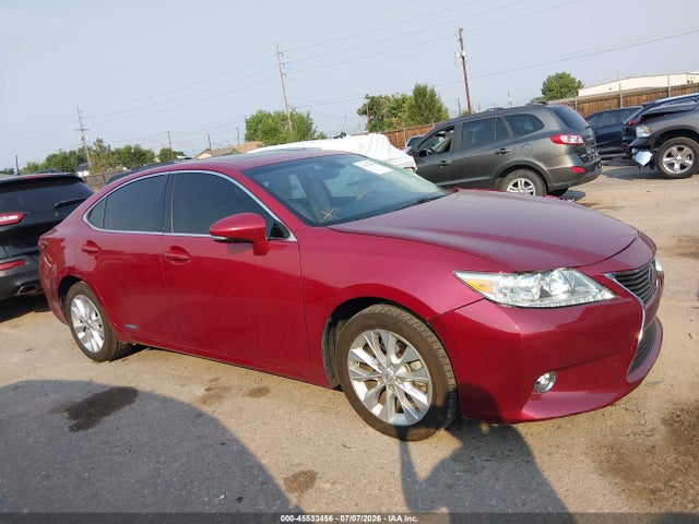45533456 :رقم المزاد ، JTHBW1GG0E2057213 vin ، 2014 Lexus Es 300h مزاد بيع
