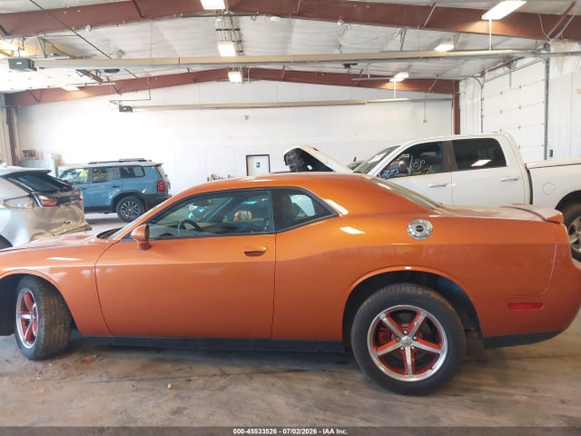 45533526 :رقم المزاد ، 2B3CJ4DG2BH530625 vin ، 2011 Dodge Challenger مزاد بيع