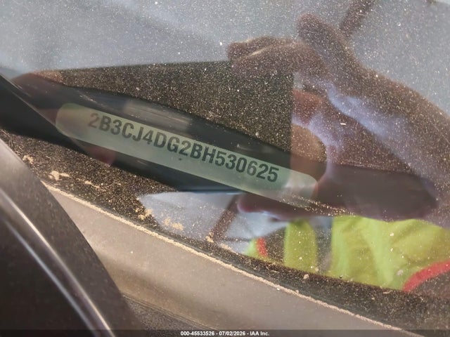 45533526 :رقم المزاد ، 2B3CJ4DG2BH530625 vin ، 2011 Dodge Challenger مزاد بيع