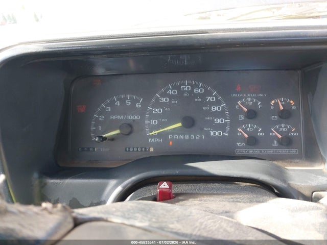45533541 :رقم المزاد ، 1GTGK24R6WZ547131 vin ، 1998 Gmc Sierra 2500 Hd Sl مزاد بيع