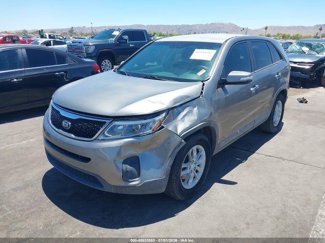 KIA SORENTO LX 2014 5XYKT3A60EG488310 Image 2