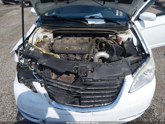 Aukcja sprzedaży 2014 Chrysler 200 Lx, vin: 1C3CCBAB6EN204414, numer aukcji: 45533710