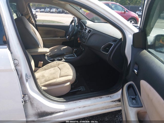 Aukcja sprzedaży 2014 Chrysler 200 Lx, vin: 1C3CCBAB6EN204414, numer aukcji: 45533710
