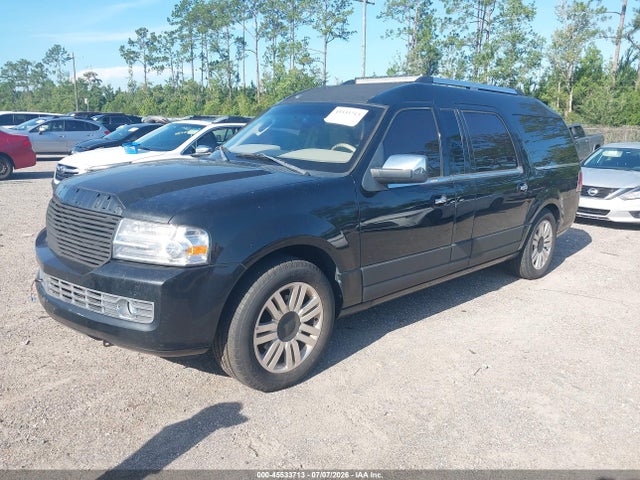 Lincoln NAVIGATOR L 2014 5LMJJ3J57EEL03230 Image 2