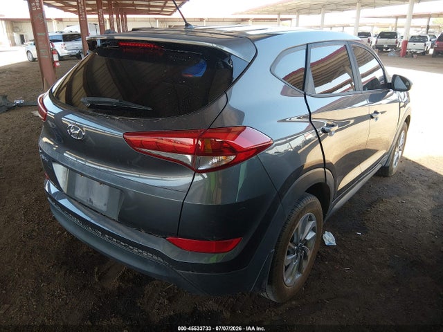 Hyundai TUCSON SE 2018 KM8J23A44JU837146 Image 4