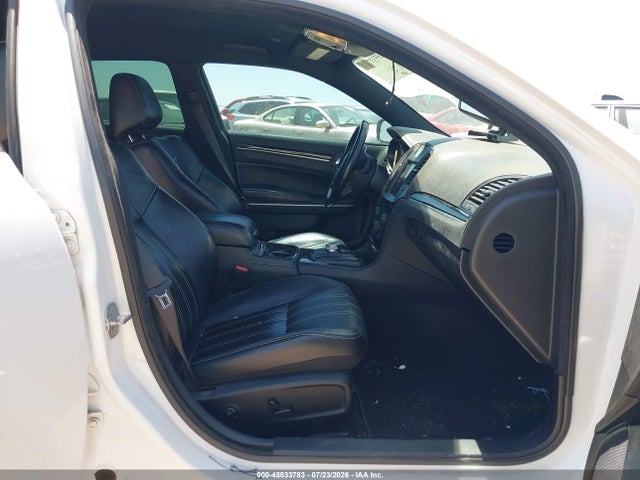 2019 Chrysler 300 300s მანქანა იყიდება აუქციონზე, vin: 2C3CCABG1KH569513, აუქციონის ნომერი: 45533783
