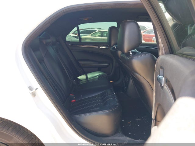 2019 Chrysler 300 300s მანქანა იყიდება აუქციონზე, vin: 2C3CCABG1KH569513, აუქციონის ნომერი: 45533783