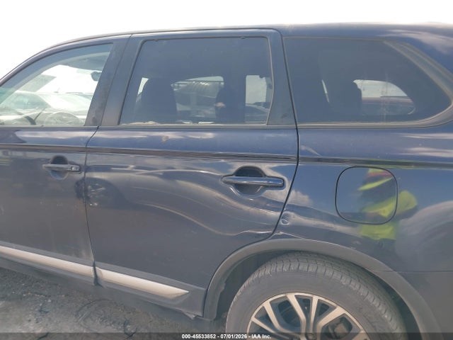 2017 Mitsubishi Outlander Se მანქანა იყიდება აუქციონზე, vin: JA4AD3A34HZ070072, აუქციონის ნომერი: 45533852