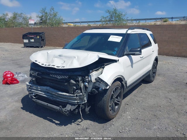 Ford EXPLORER SPORT 2015 1FM5K8GT5FGC50800 Image 2