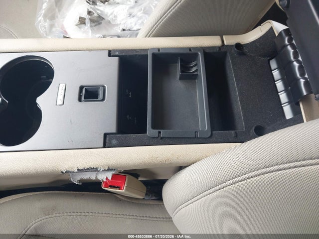 Ford TAURUS SE 2018 1FAHP2D84JG135930 Image 17