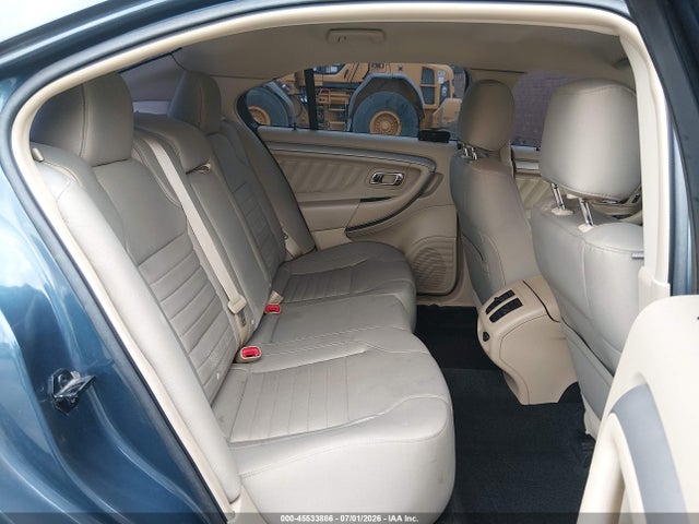 Ford TAURUS SE 2018 1FAHP2D84JG135930 Image 8