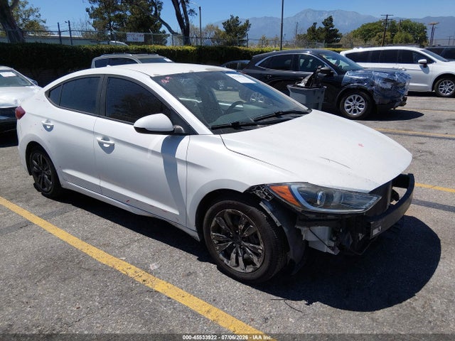 Hyundai ELANTRA SEL 2018 5NPD84LF2JH256159 main image