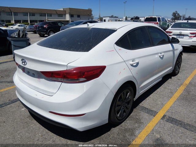 Hyundai ELANTRA SEL 2018 5NPD84LF2JH256159 Image 4