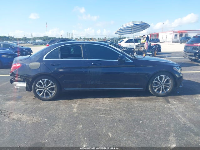 45533962 :رقم المزاد ، 55SWF4JB4JU266526 vin ، 2018 Mercedes-benz C 300 مزاد بيع