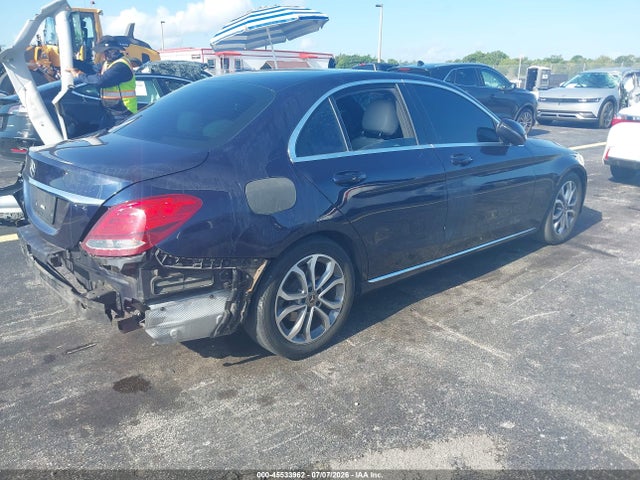 45533962 :رقم المزاد ، 55SWF4JB4JU266526 vin ، 2018 Mercedes-benz C 300 مزاد بيع
