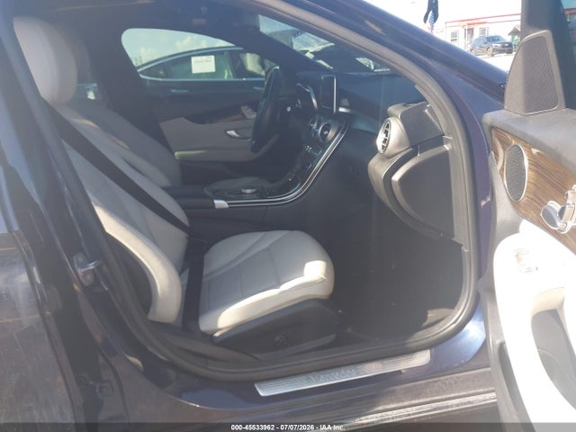45533962 :رقم المزاد ، 55SWF4JB4JU266526 vin ، 2018 Mercedes-benz C 300 مزاد بيع