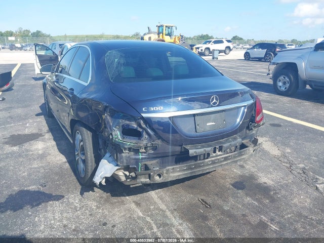 45533962 :رقم المزاد ، 55SWF4JB4JU266526 vin ، 2018 Mercedes-benz C 300 مزاد بيع