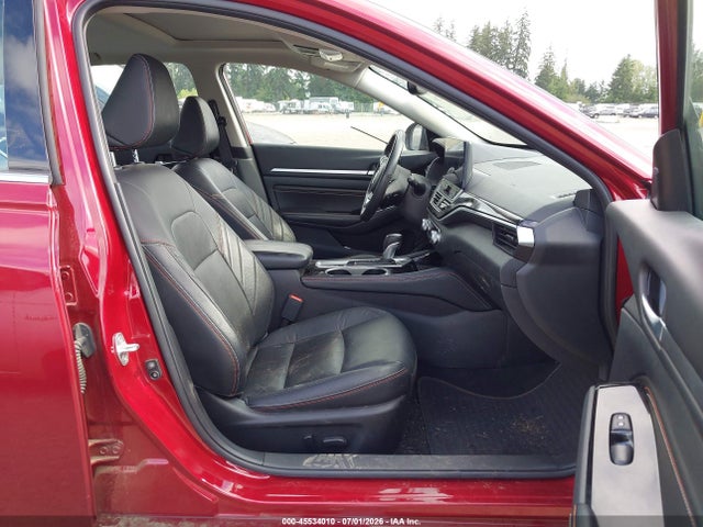 1N4BL4CW7PN357878 Nissan Altima Sr Intelligent Awd