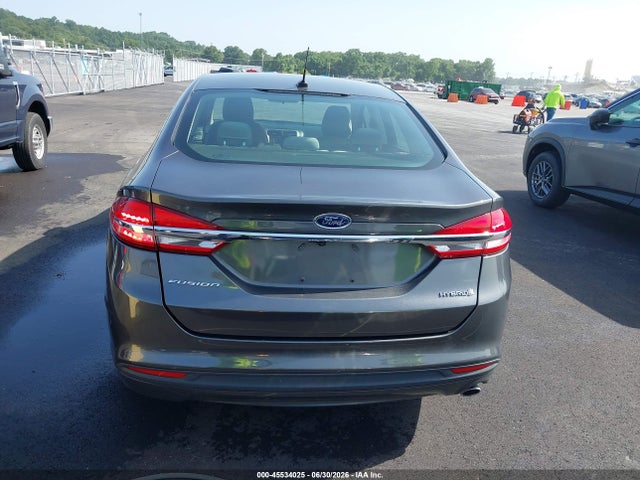 3FA6P0UU1JR235713 Ford Fusion Hybrid S