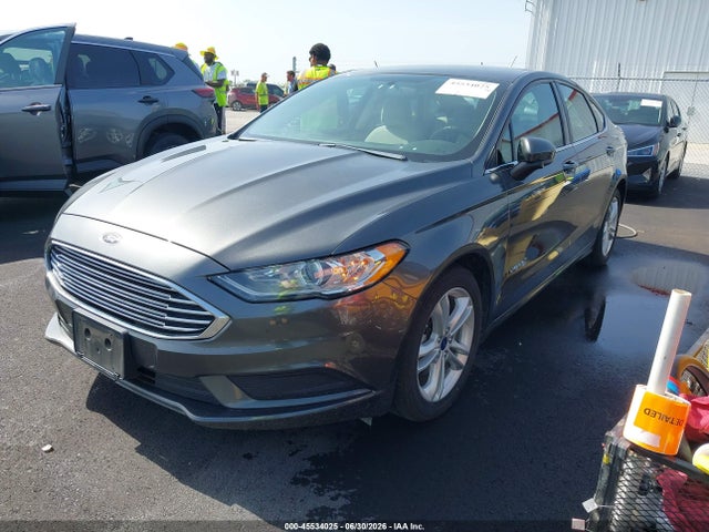 3FA6P0UU1JR235713 Ford Fusion Hybrid S