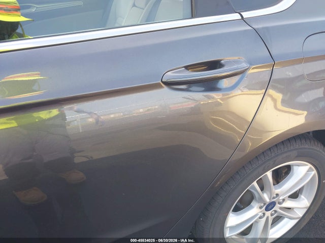 3FA6P0UU1JR235713 Ford Fusion Hybrid S