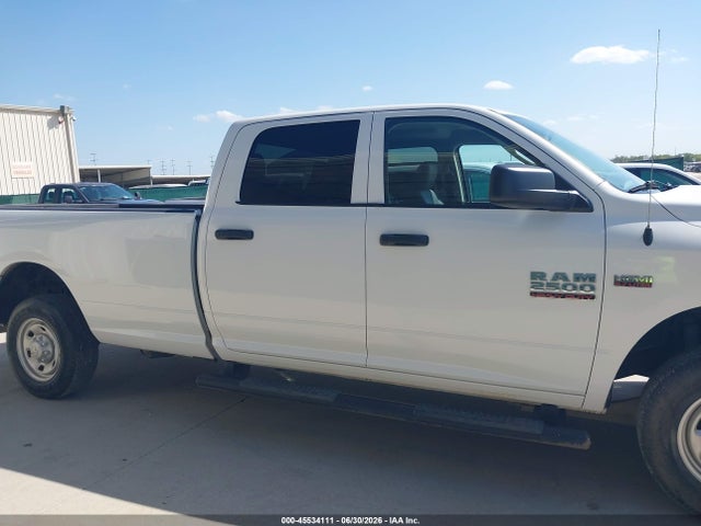 45534111 :رقم المزاد ، 3C6TR4HTXJG356016 vin ، 2018 Ram 2500 Tradesman  4x2 8' Box مزاد بيع