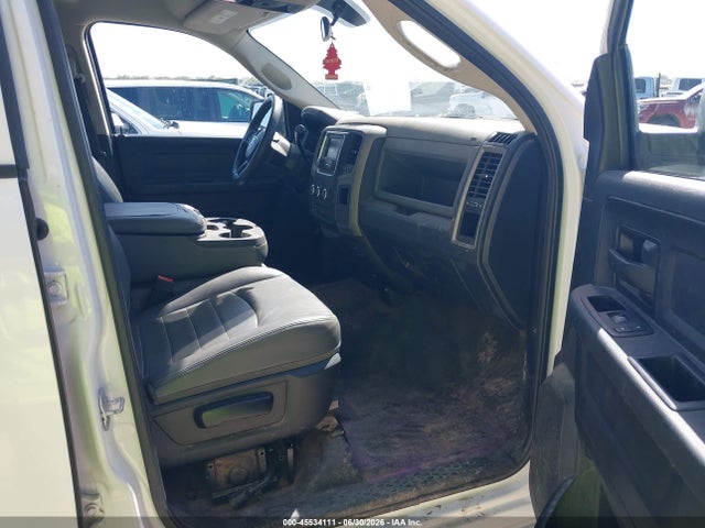 45534111 :رقم المزاد ، 3C6TR4HTXJG356016 vin ، 2018 Ram 2500 Tradesman  4x2 8' Box مزاد بيع