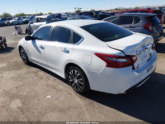 Nissan Altima 2.5 S 2018 1N4AL3APXJC260789 Image 3
