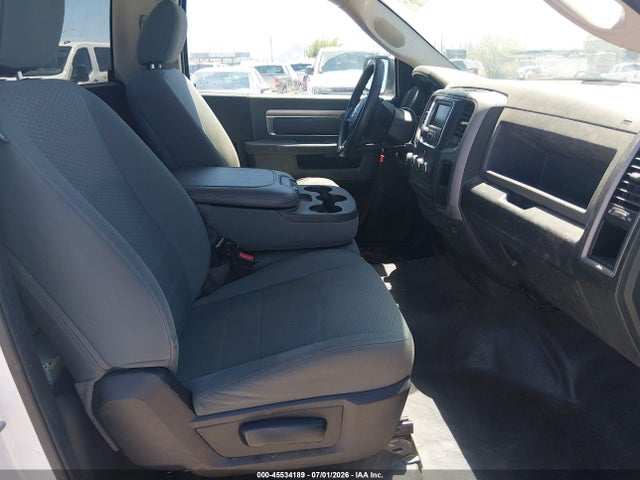 3C6JR6DGXJG255361 RAM 1500 Tradesman 4x2 8&#039; Box