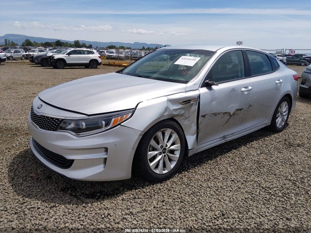KIA OPTIMA EX 2018 5XXGU4L35JG212523 Image 2