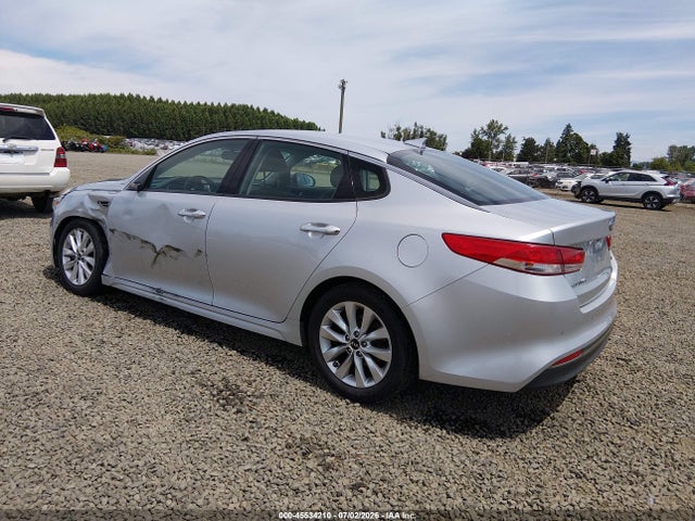 KIA OPTIMA EX 2018 5XXGU4L35JG212523 Image 3