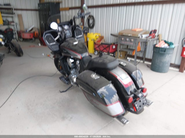 INDIAN MOTORCYCLE CO. Challenger 2020 56KLCBRR2L3390128 Image 3