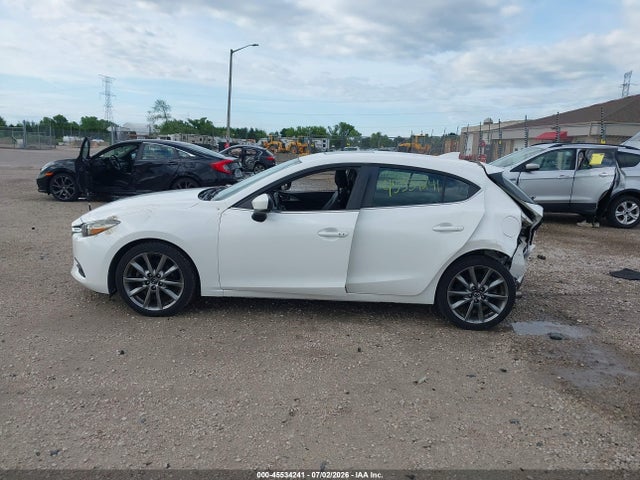 Aukcja sprzedaży 2018 Mazda Mazda3 Touring, vin: 3MZBN1L34JM172257, numer aukcji: 45534241
