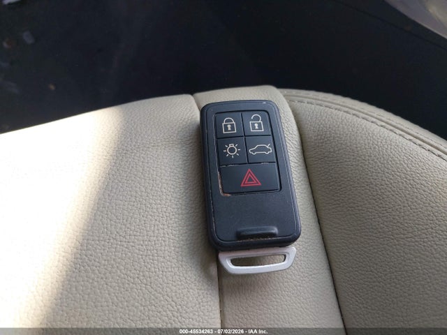 Продажа на аукционе авто 2016 Volvo S60 T6 Drive-e, vin: YV149MFK9G2395201, номер лота: 45534263