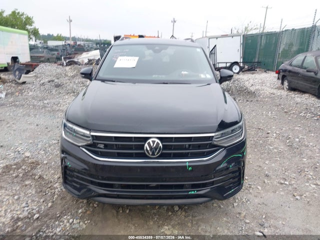 3VV8B7AX5PM015507 Volkswagen Tiguan 2.0t Se R-line Black