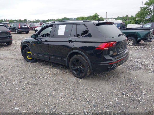 3VV8B7AX5PM015507 Volkswagen Tiguan 2.0t Se R-line Black