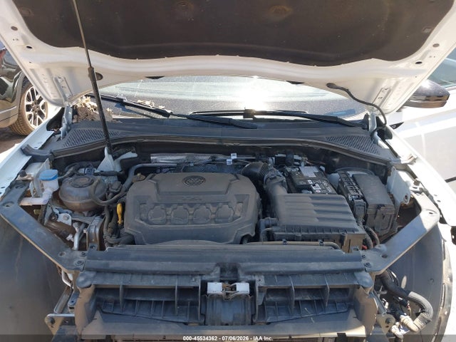 Продаж на аукціоні авто 2024 Volkswagen Tiguan 2.0t Se R-line Black, vin: 3VVCB7AX0RM021518, номер лоту: 45534362