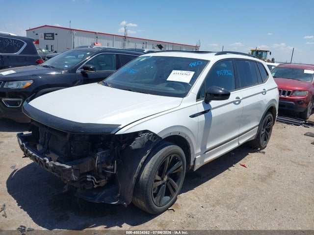 Продаж на аукціоні авто 2024 Volkswagen Tiguan 2.0t Se R-line Black, vin: 3VVCB7AX0RM021518, номер лоту: 45534362